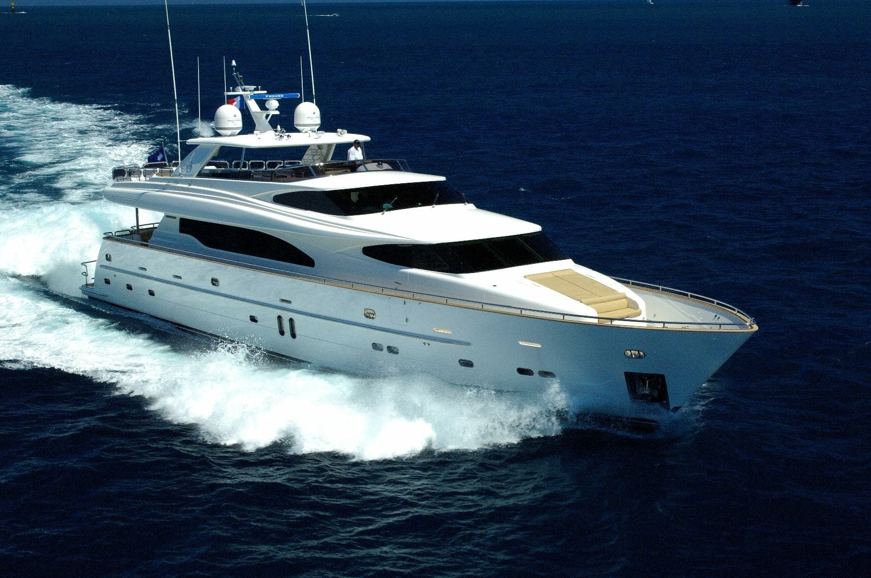 30 meter motor yacht